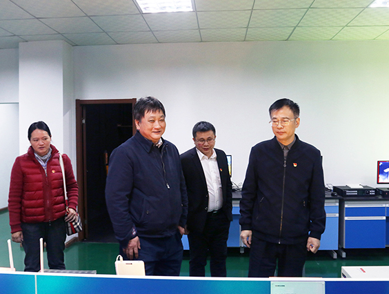 杭州市貿促會會長鄭榮新一行蒞臨勇電參觀指導！